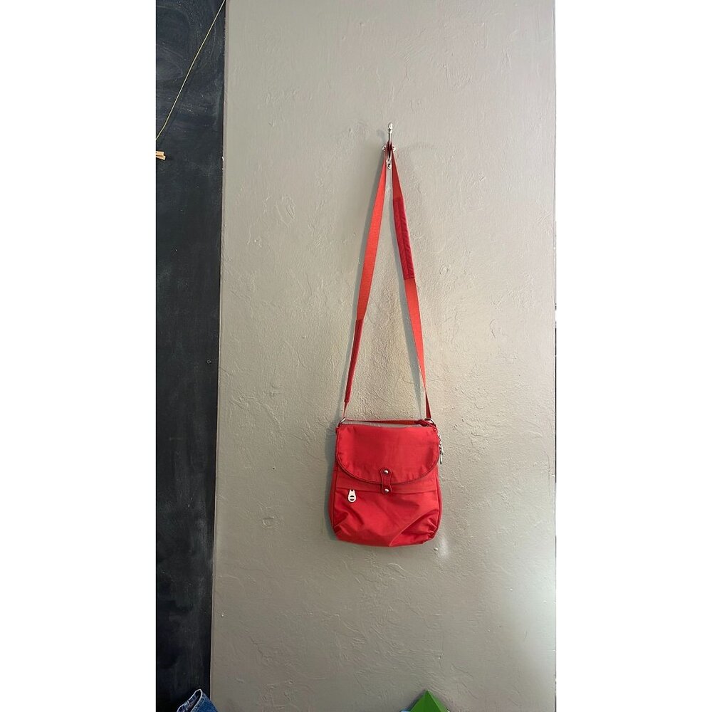 Baggallini Nylon Crossbody brick red Silver Zipper Travel